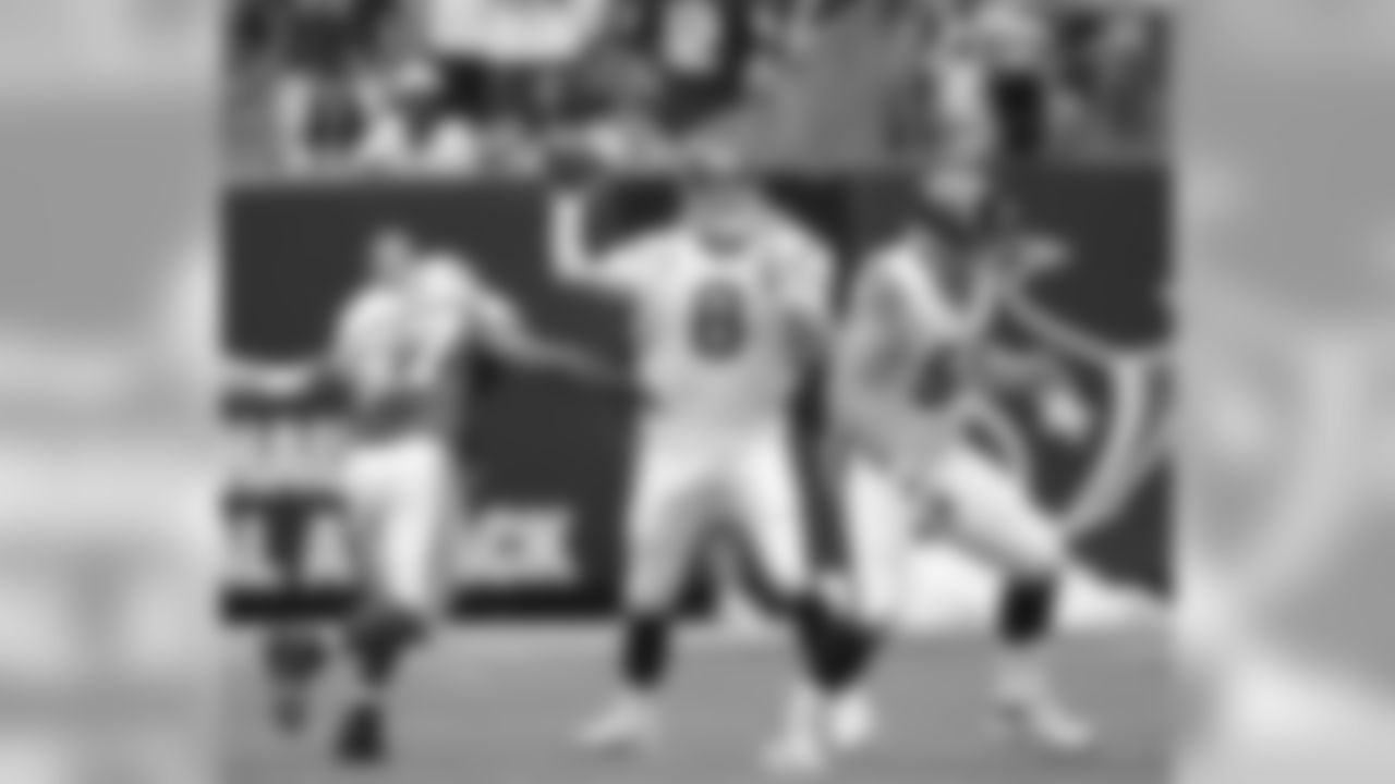 2009 Week 1 - Jets at Texans Photos