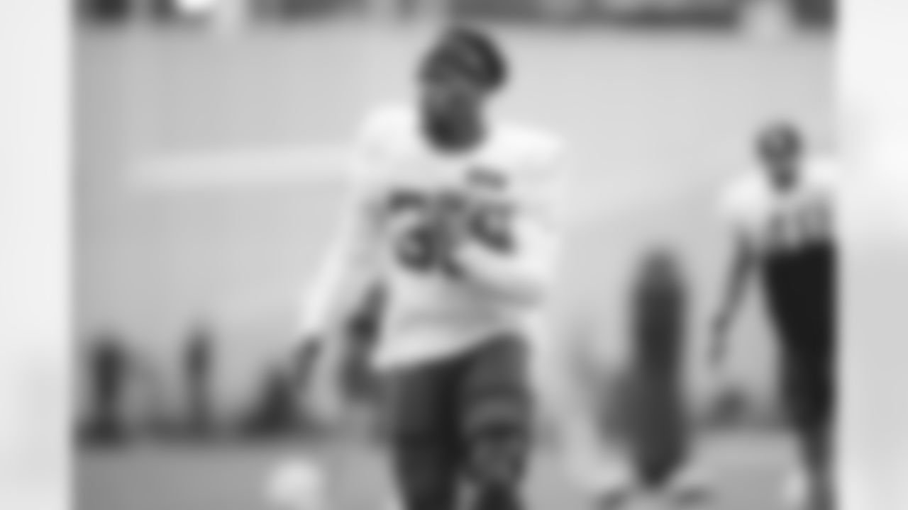 E_JB2_3941