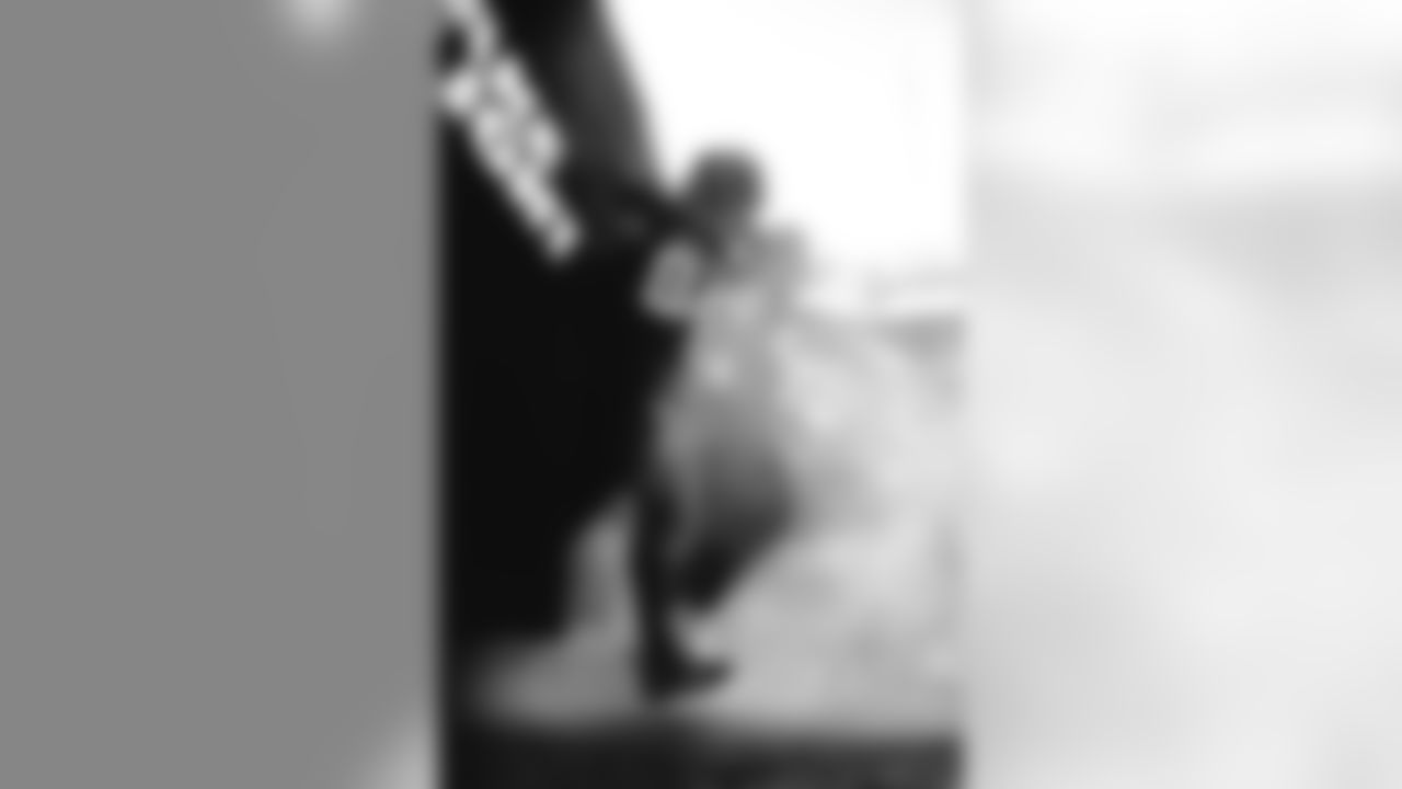 E_SNY_6939