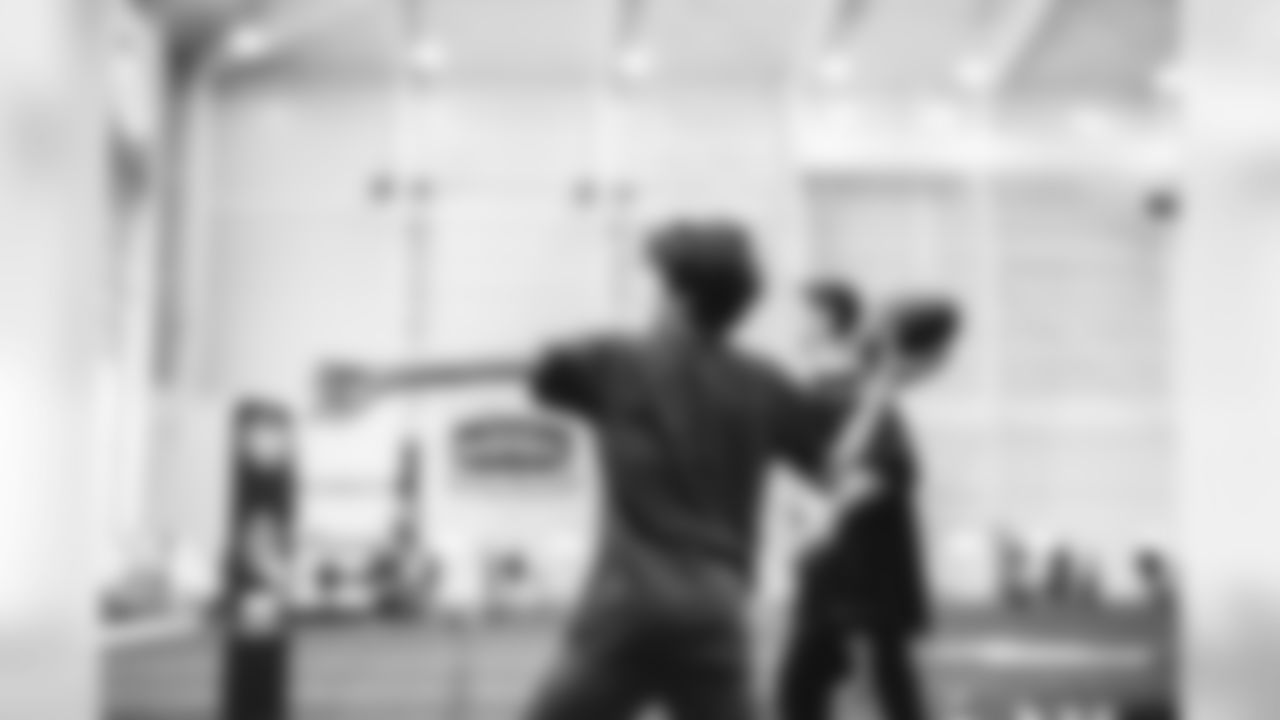 E_SNY_0072