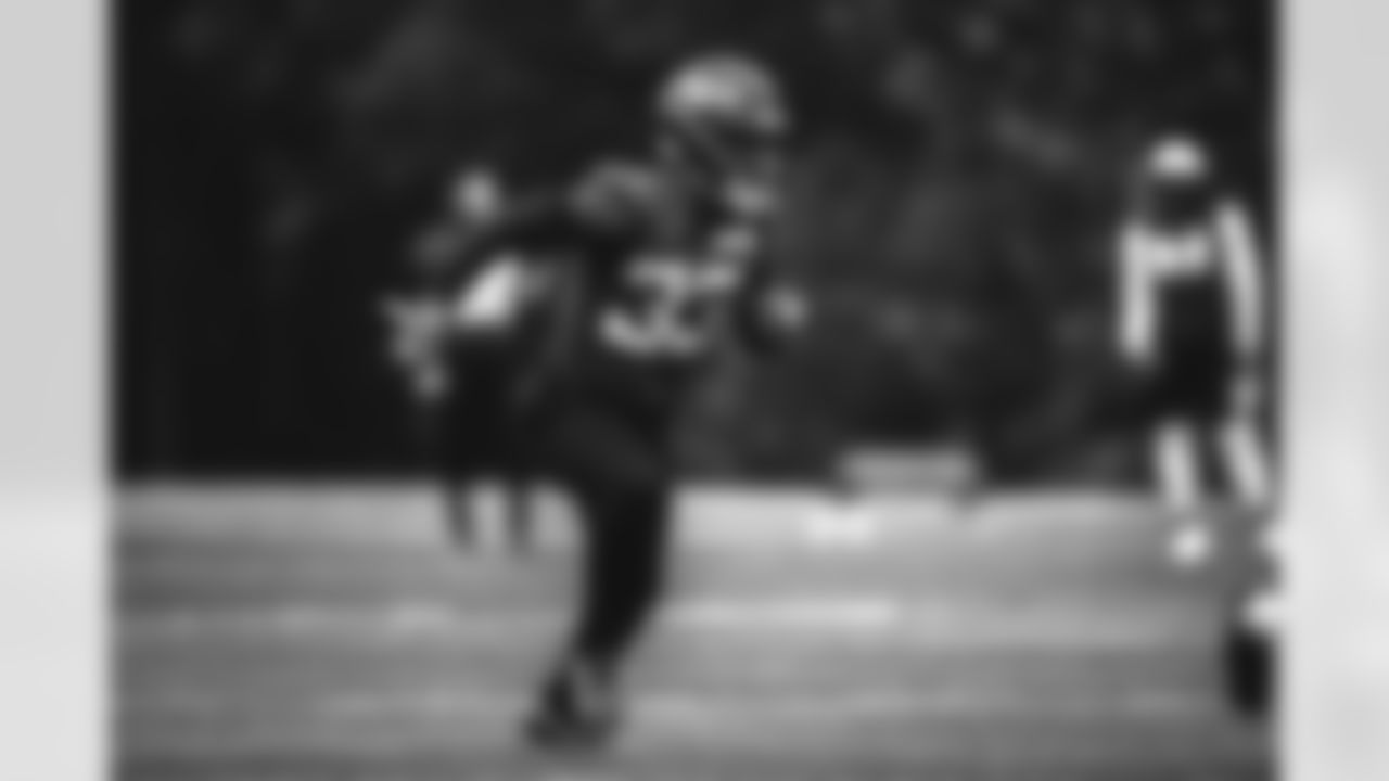 CB Zane Lewis