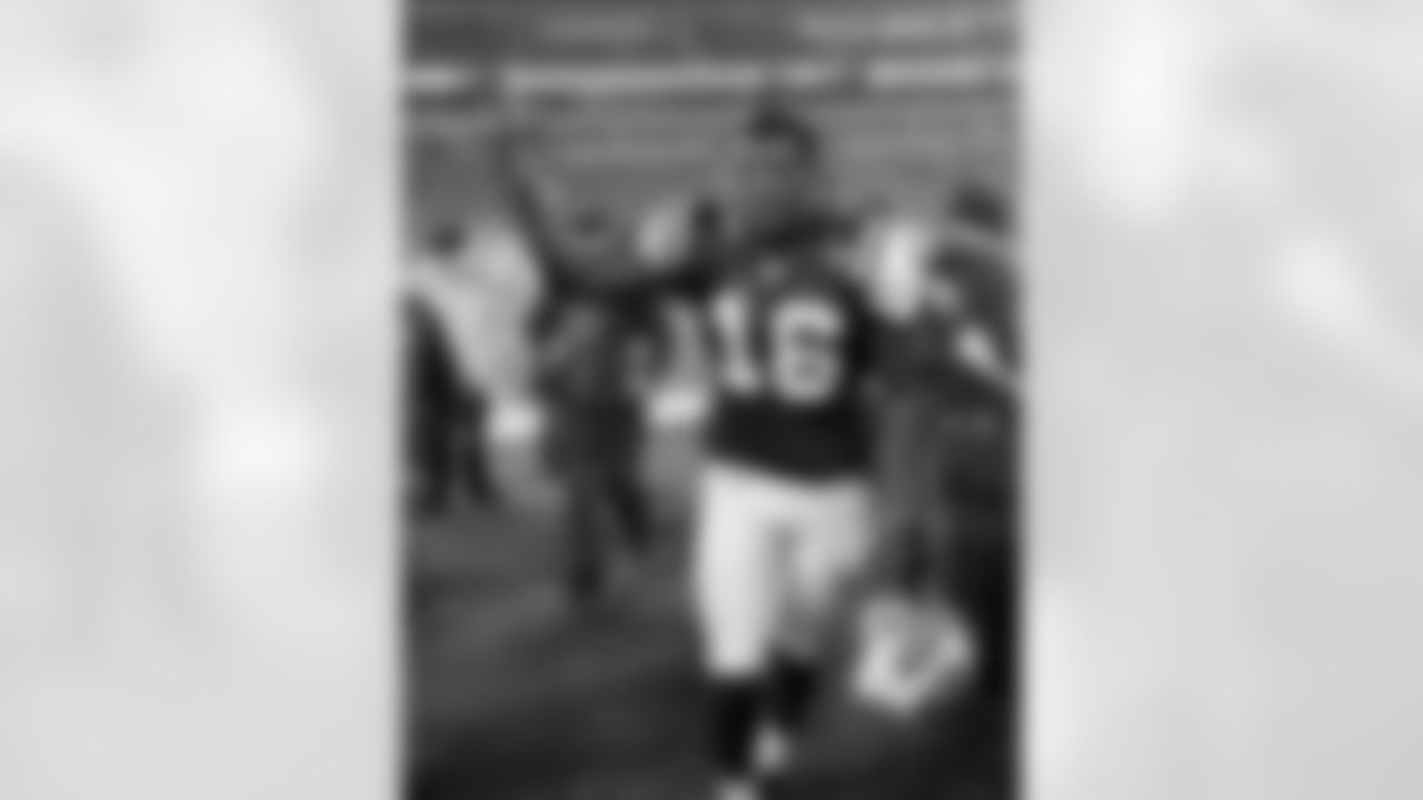 2010 Week 12 Jets vs Bengals Game Photos