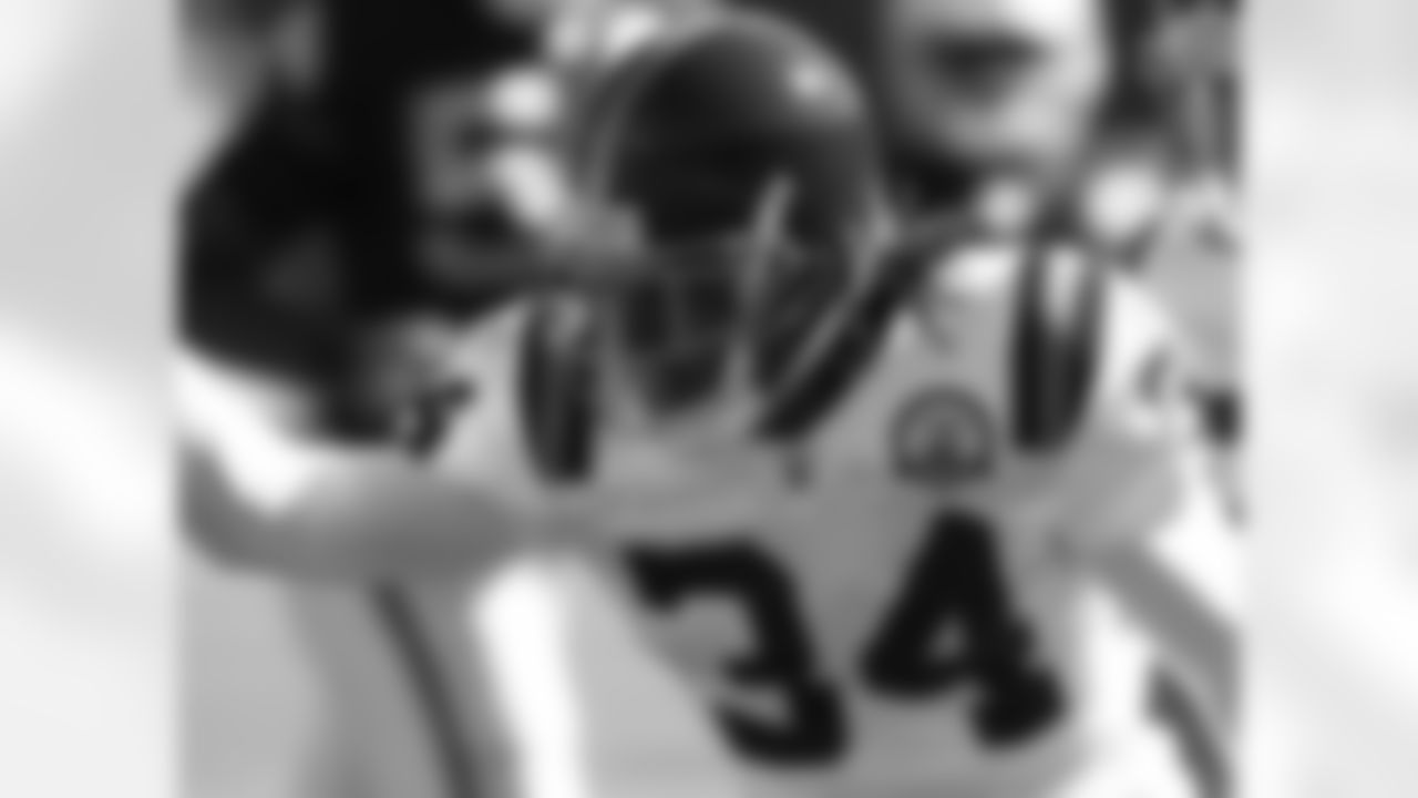 2009 Week 7 - Jets at Raiders Photos