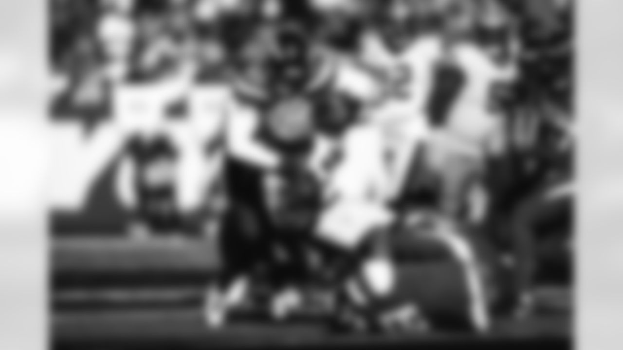 DL Kyle Phillips (Restricted)