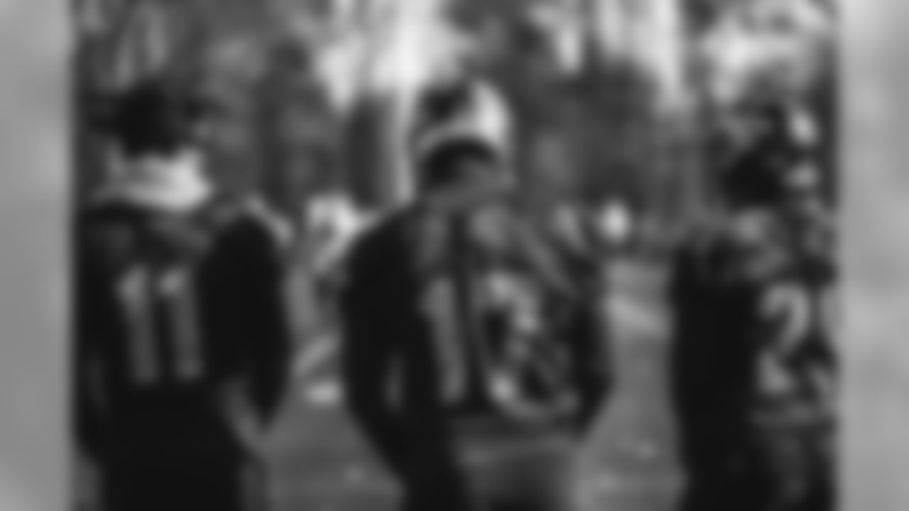 E_SNY_7132