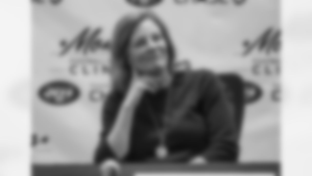 Mom's Football Safety Clinic hosted by the Jets