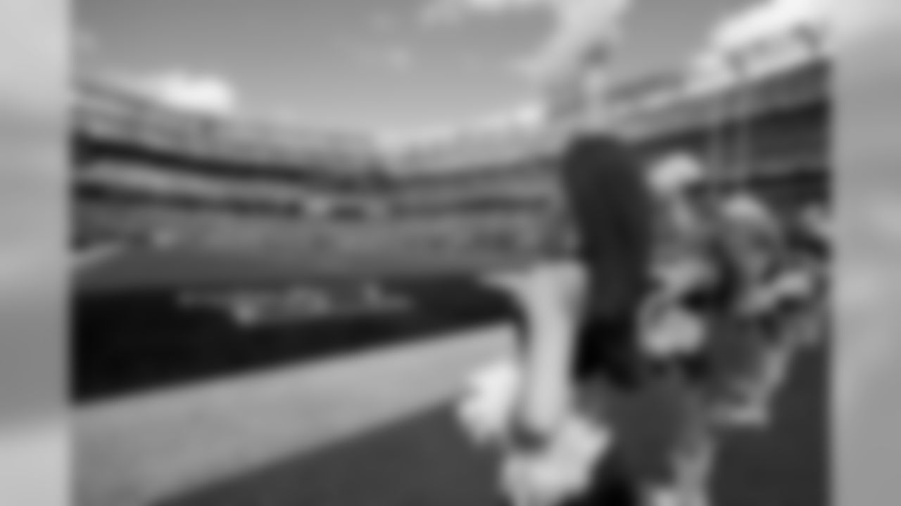 New York Jets Flight Crew: Jets vs Jaguars