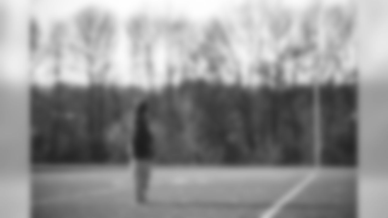 E_1D2_6882