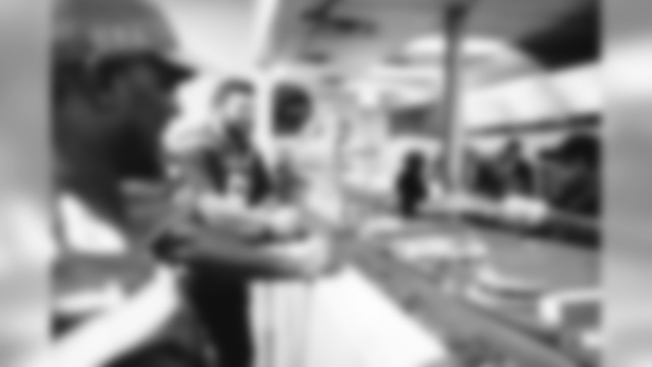 E_SNY_4394