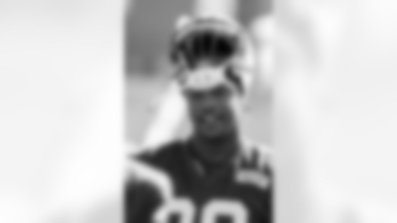 Jason Babin's arrival has pushed LB Quinton Coples to new heights, according to head coach Rex Ryan. "[His] play has been off the chart these last couple of days and I think that's good," he said. "That's a great example of how guys push each other. You bring a guy in and maybe you're taking some reps or whatever it is, shoot, guys step up or do they go the other direction. And [Coples] is certainly stepping up."