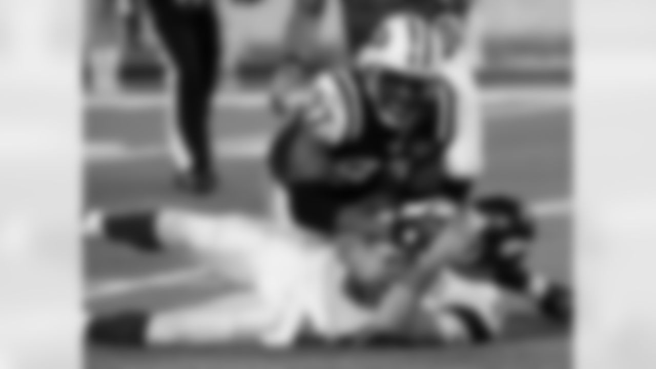 Calvin Pace Photos