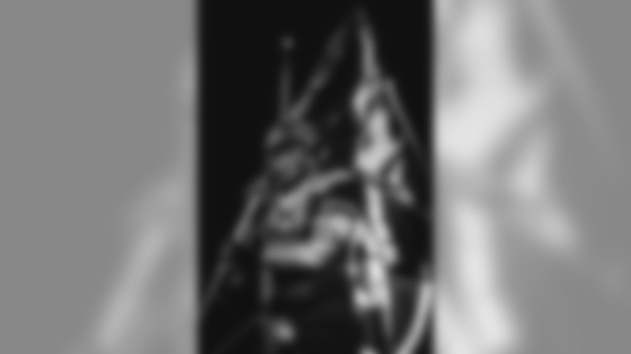 E_SNY_0296