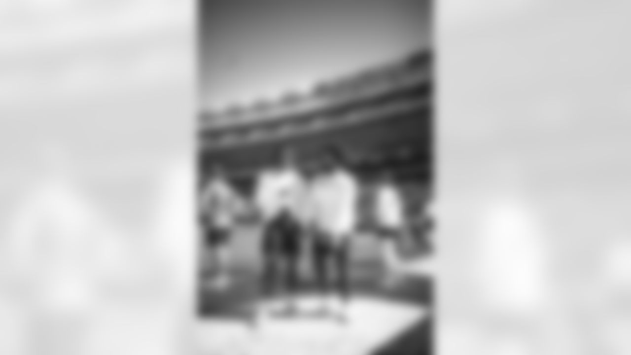 E_SNY_0436