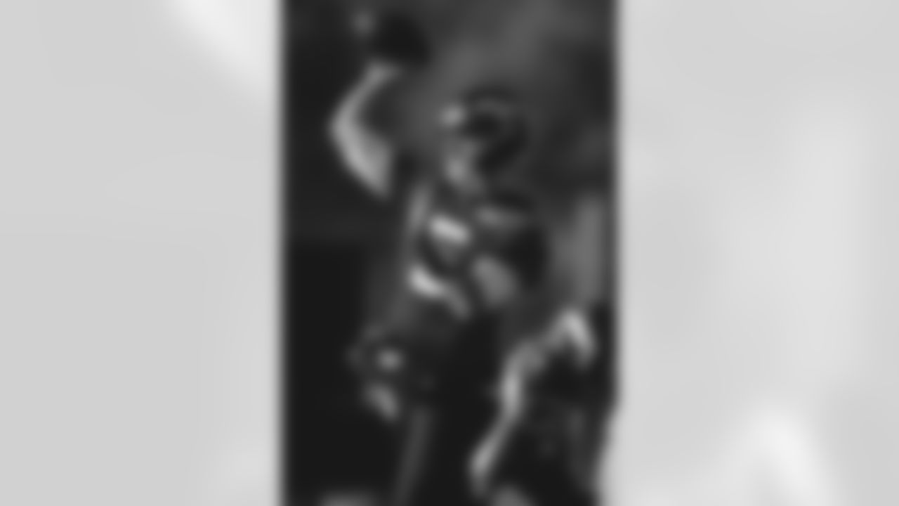 E_SS1_7927