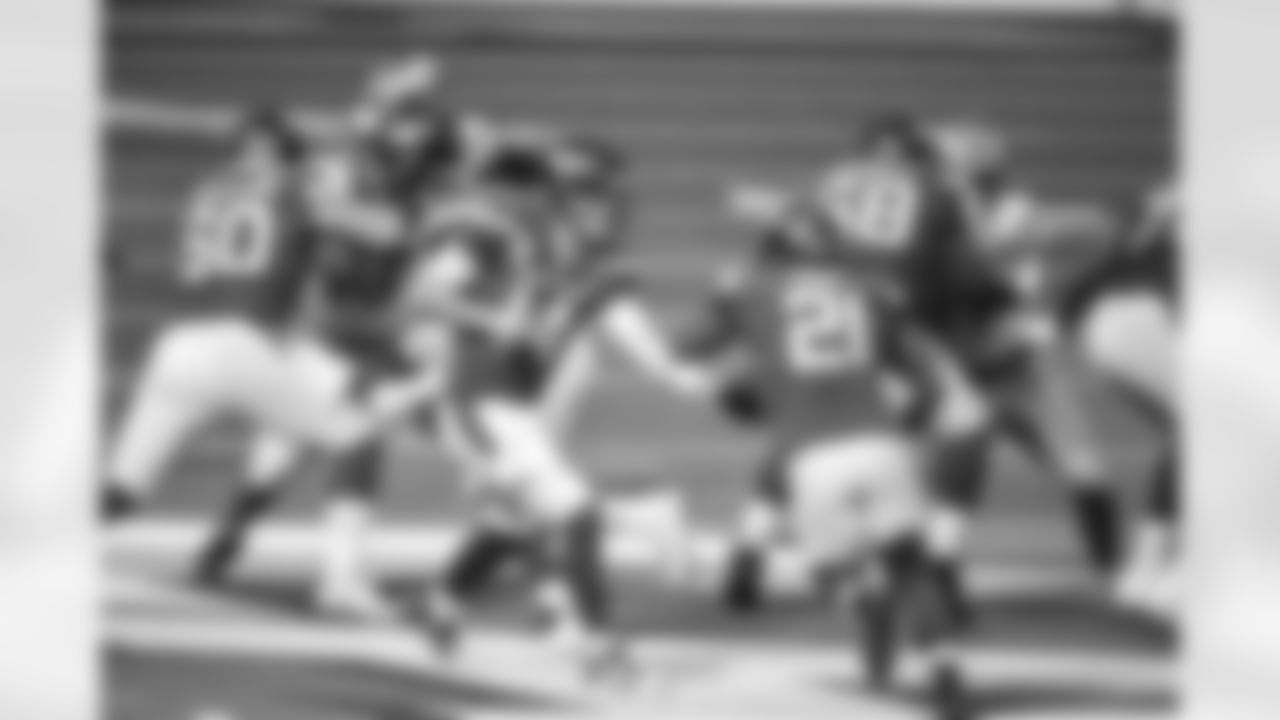 E_Jets_Rams_042