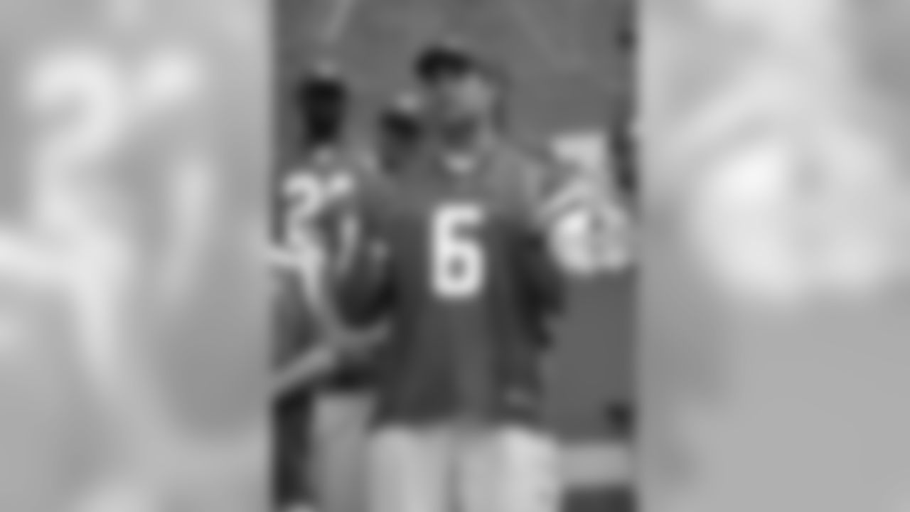 MetLife Stadium Fan Fair