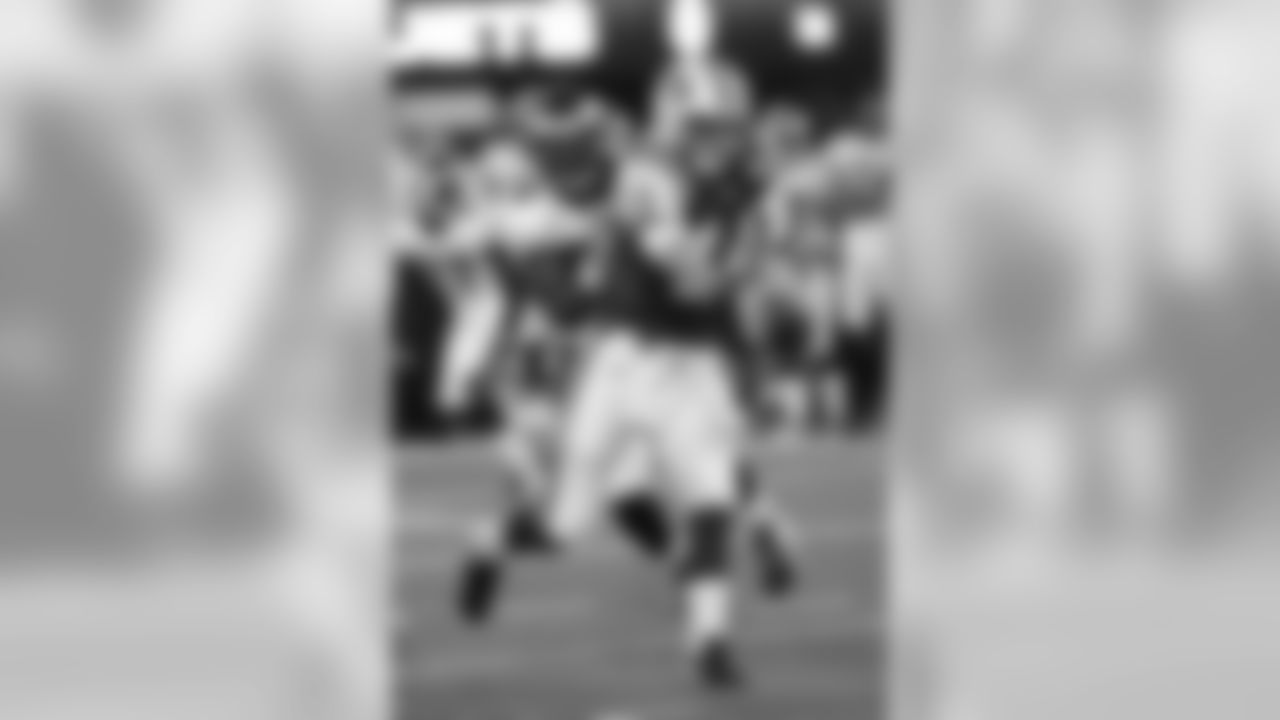 Greg McElroy Photos