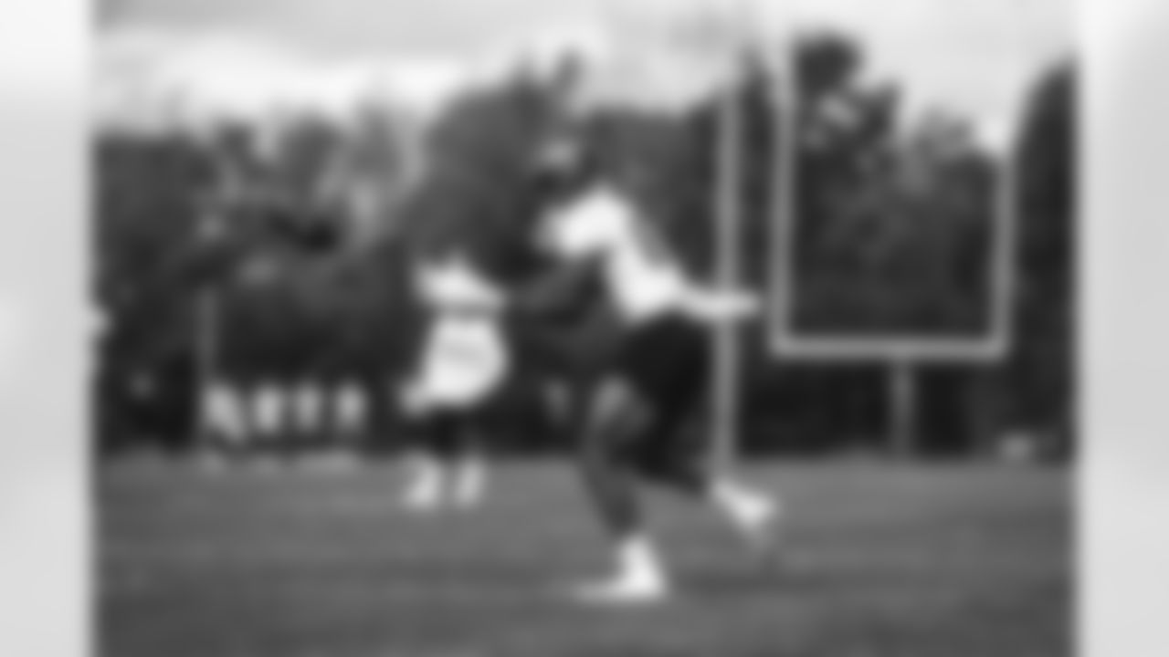 WR Corey Davis