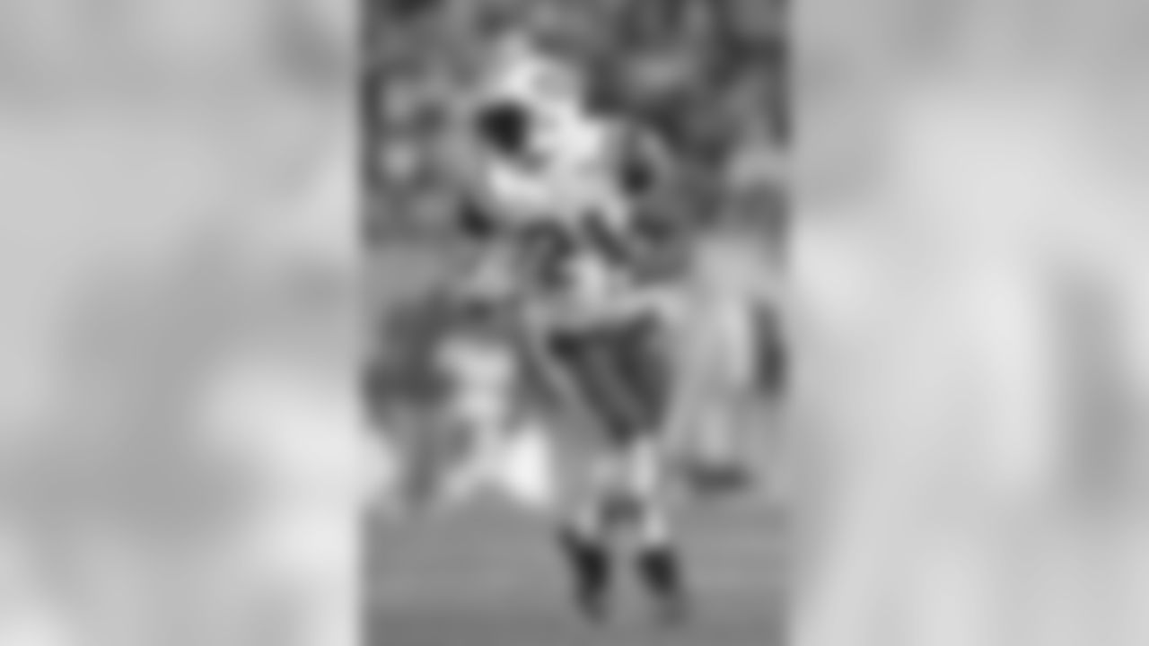 LaDainian Tomlinson Photos