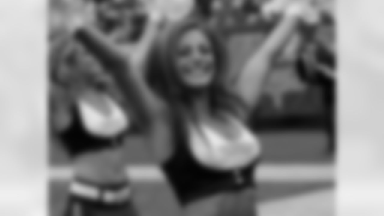 Danielle C. 2009 Flight Crew Member Photos
