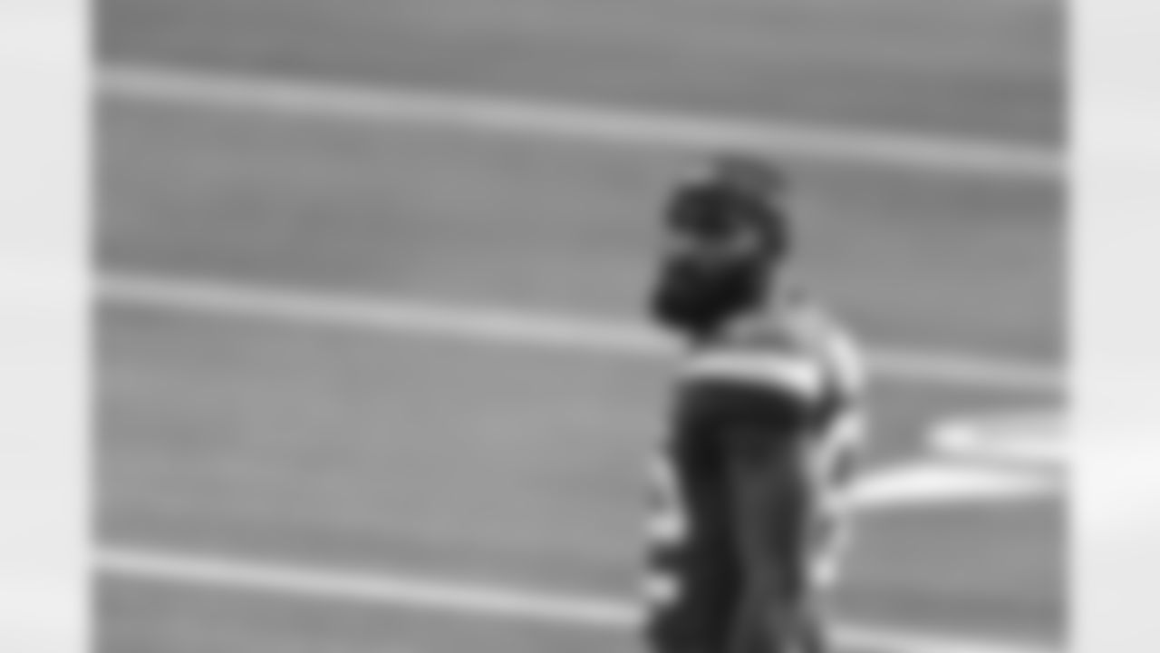 E_Jets_Rams_027