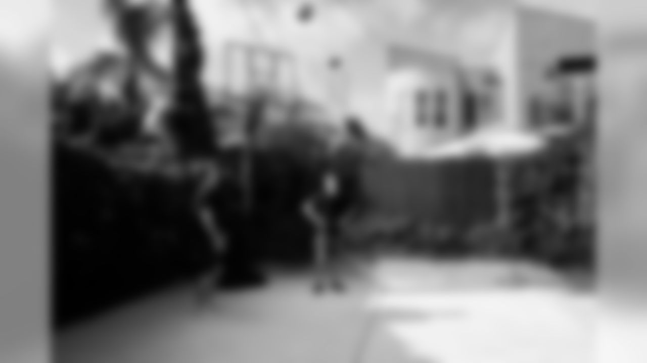 E_L1040257