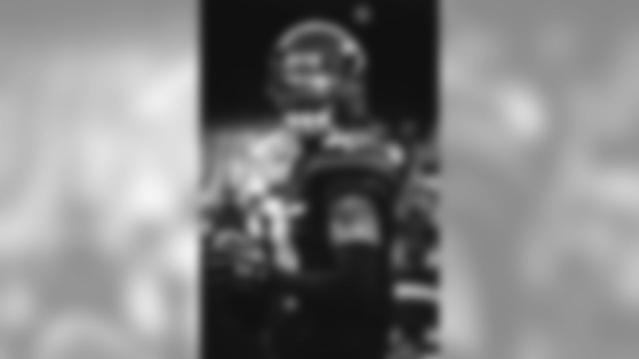 E_SNYL1432