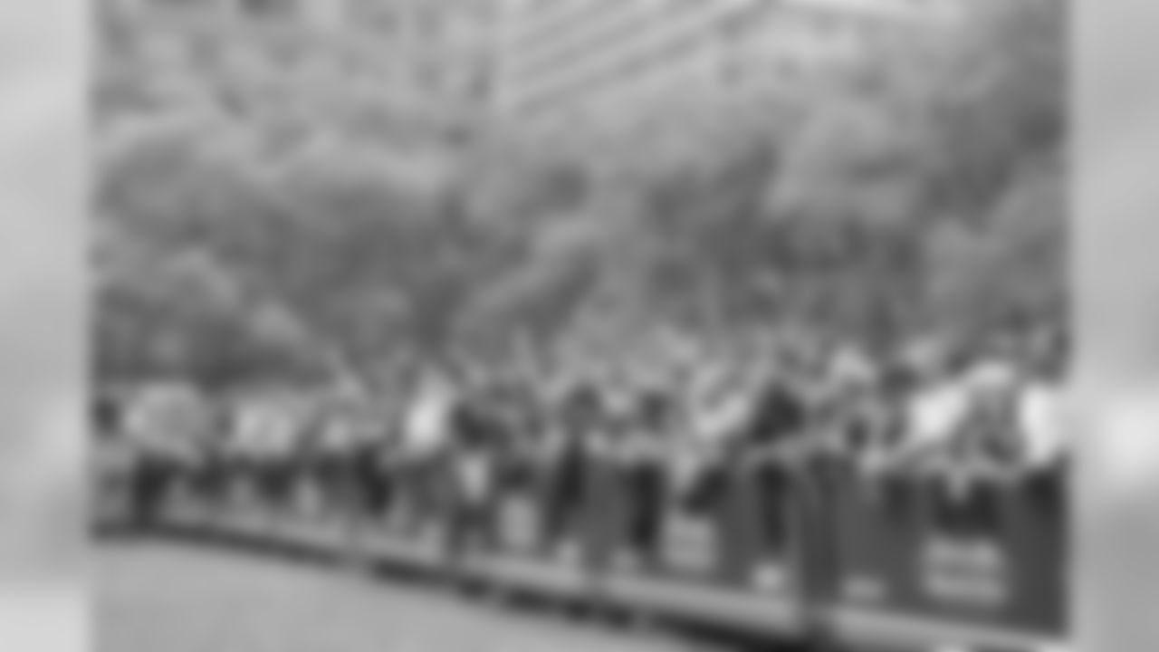 MetLife Stadium Fan Fair