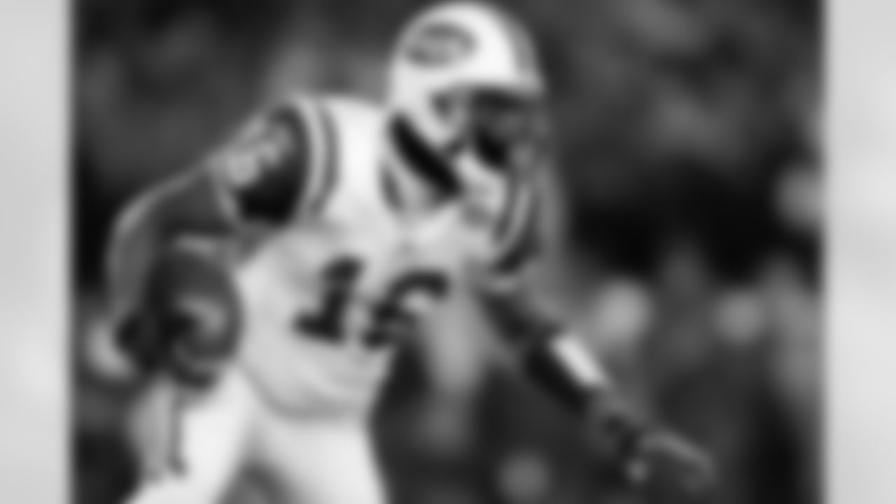 2010 Week 13 Jets vs Patriots Game Photos