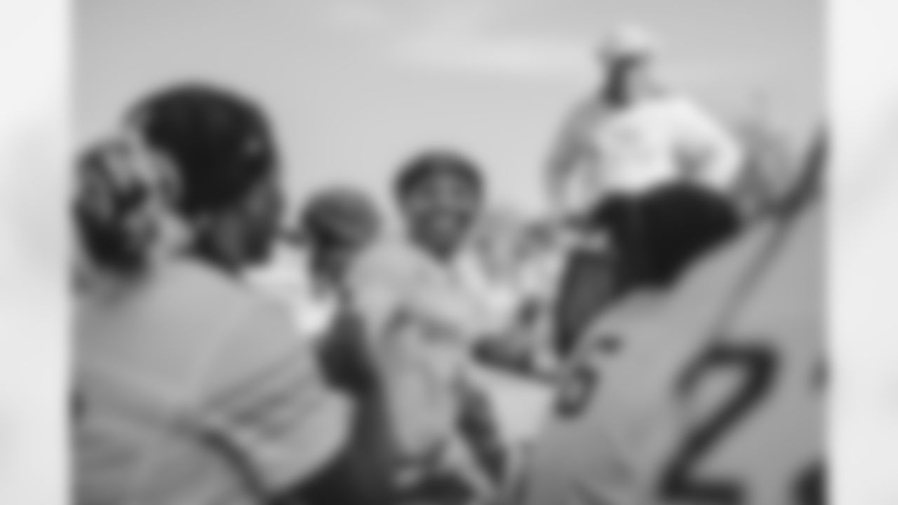 E_SNY_1410