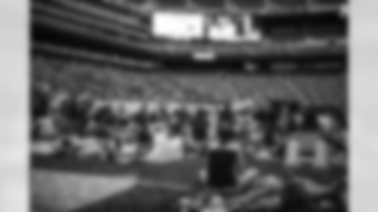 E_1D2_1257