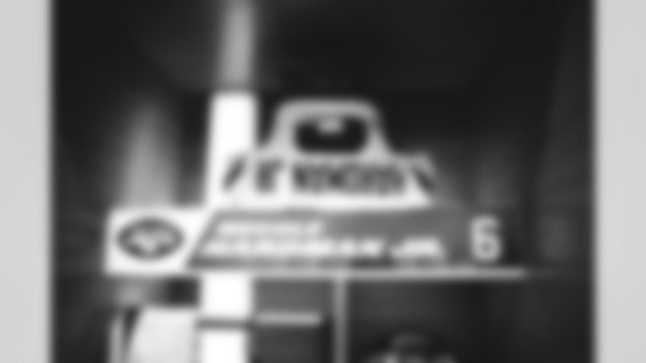 E_JB2_9825