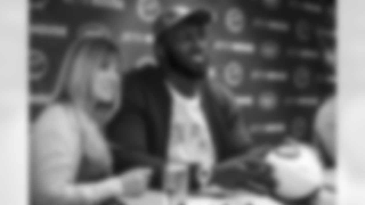 Muhammad Wilkerson and fan