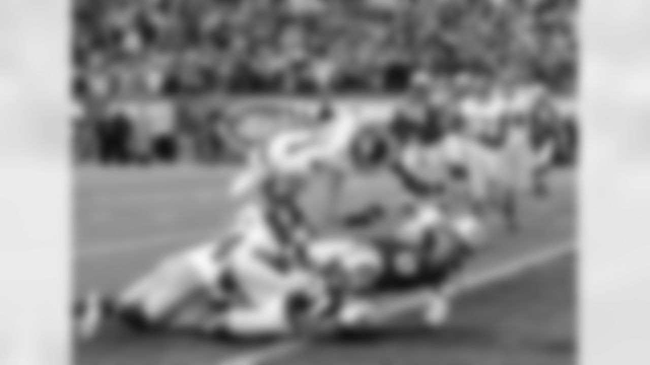 2011 Regular Season Week 16 Jets vs. Giants Game Photos