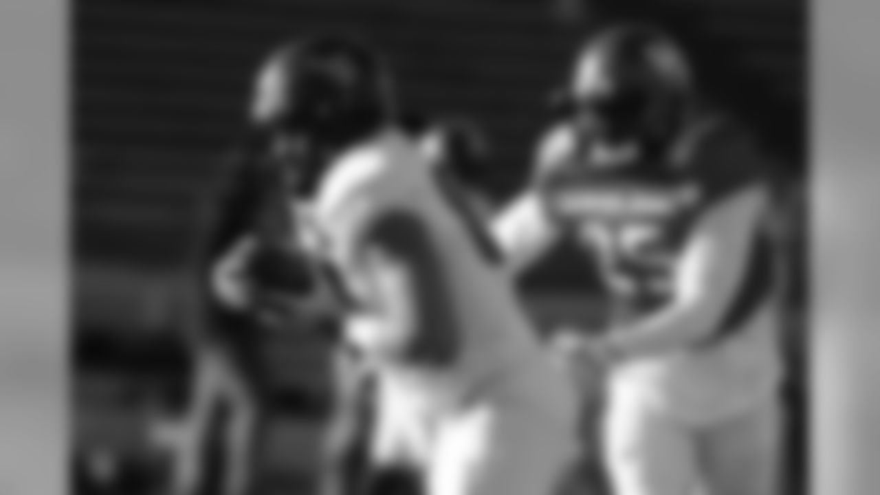 TE Trevon Wesco (West Virginia)