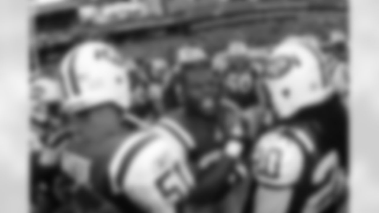 2011 Regular Season Week 14 Jets vs. Chiefs Game Photos