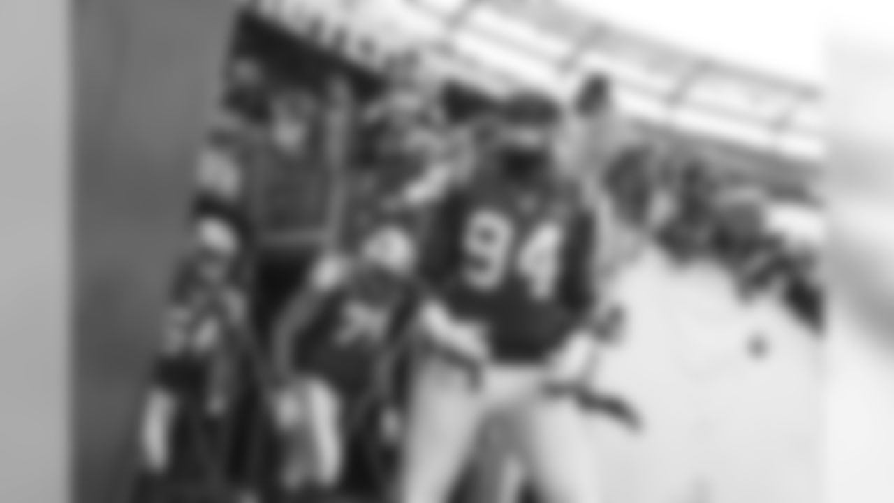 Marcus Dixon Photos