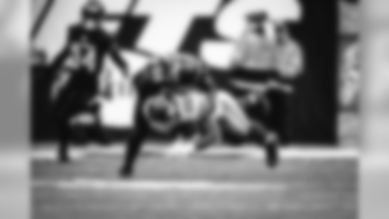 E_SNY_7839