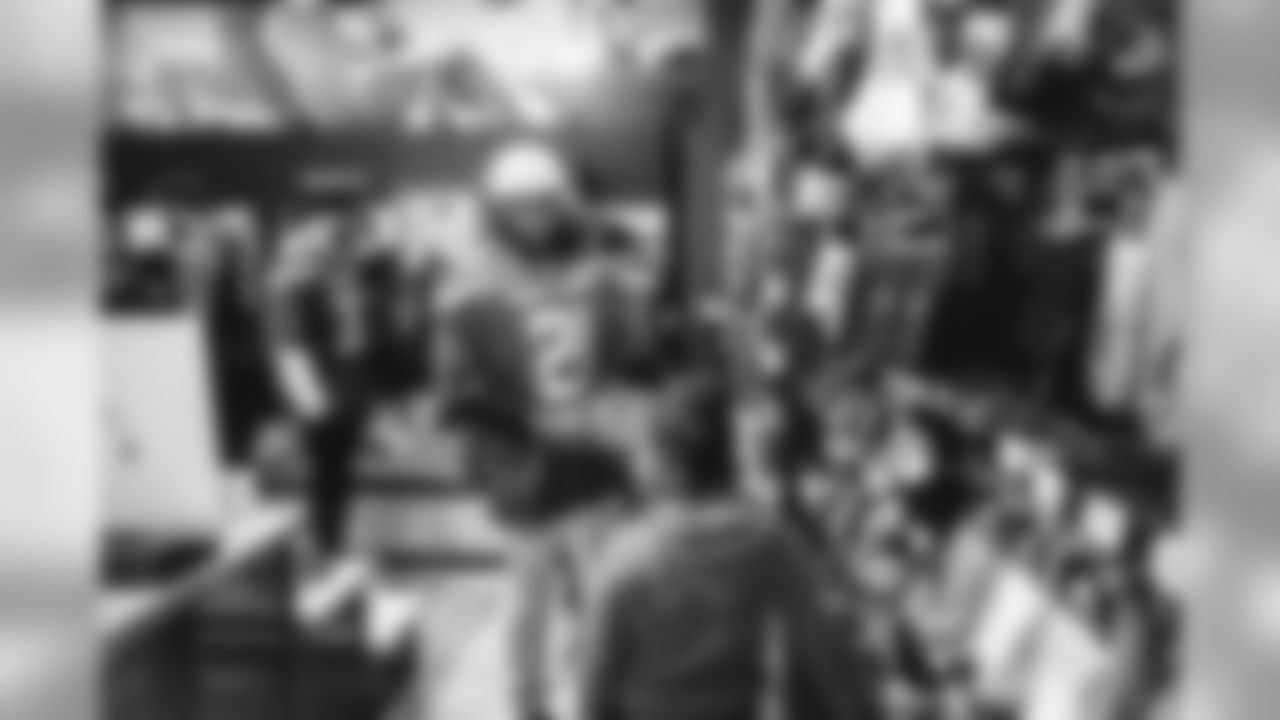 E_SNY_3403