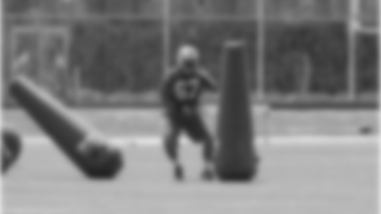 DL Rony Barrow