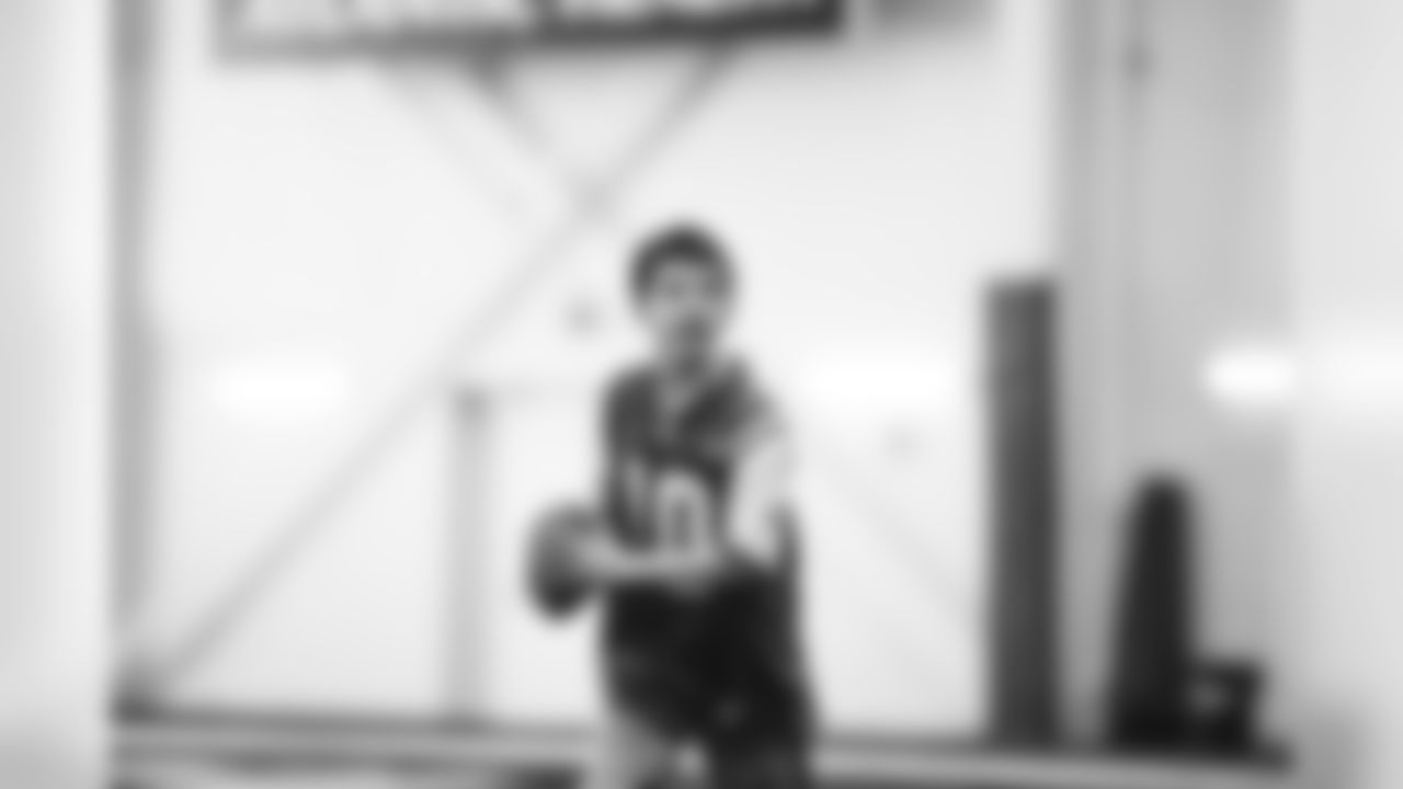 E_SNY_0170