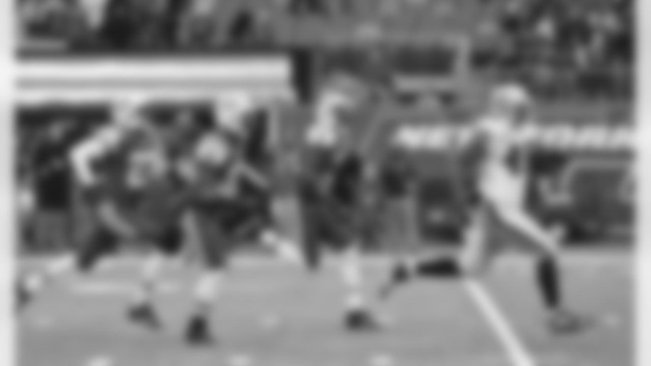 The Raiders were down to their fourth-string RB in Marcel Reese and facing a Jets defense ranked first in yards allowed per rush. On paper, they weren't going to do much of anything on the ground. This photo taken during Reese's 63-yard touchdown run, however, reminds us that sometimes it's best just to crumple up that piece of paper and play the game.