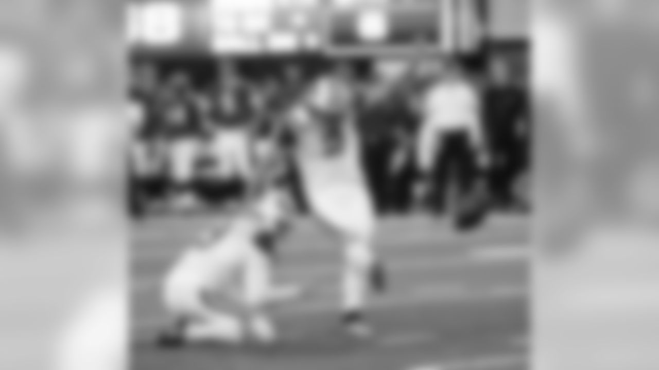 2010 Week 1 Jets vs Ravens Game Photos