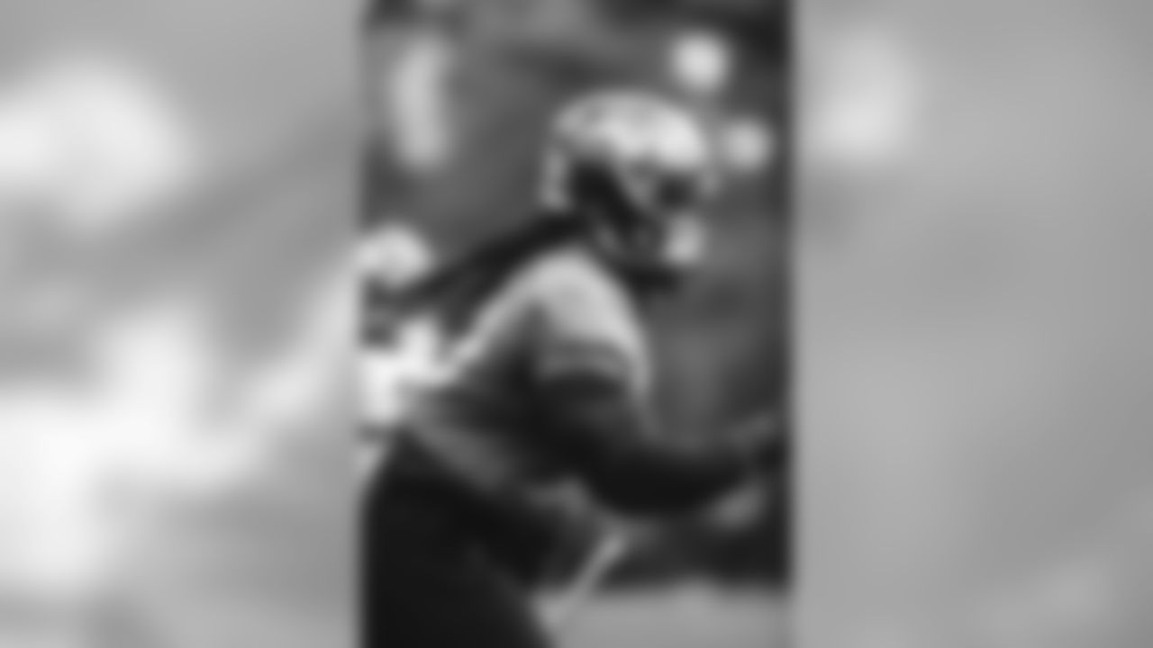 E_SNY_9017
