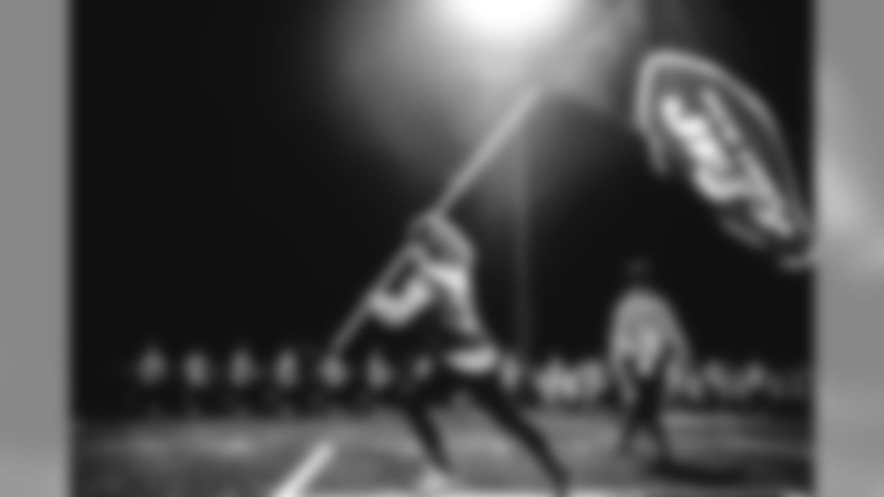 E_SNY_0057