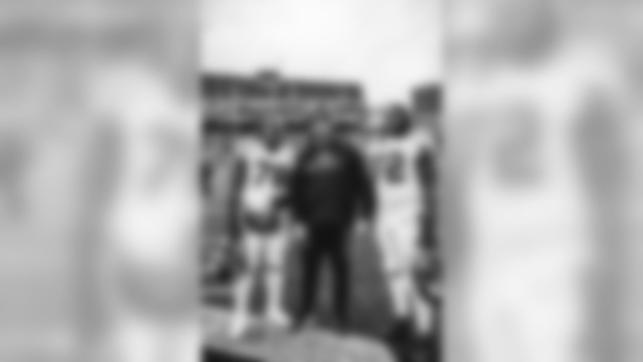 E_SNY_4722