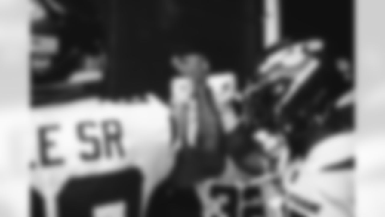 E_SNY_3420