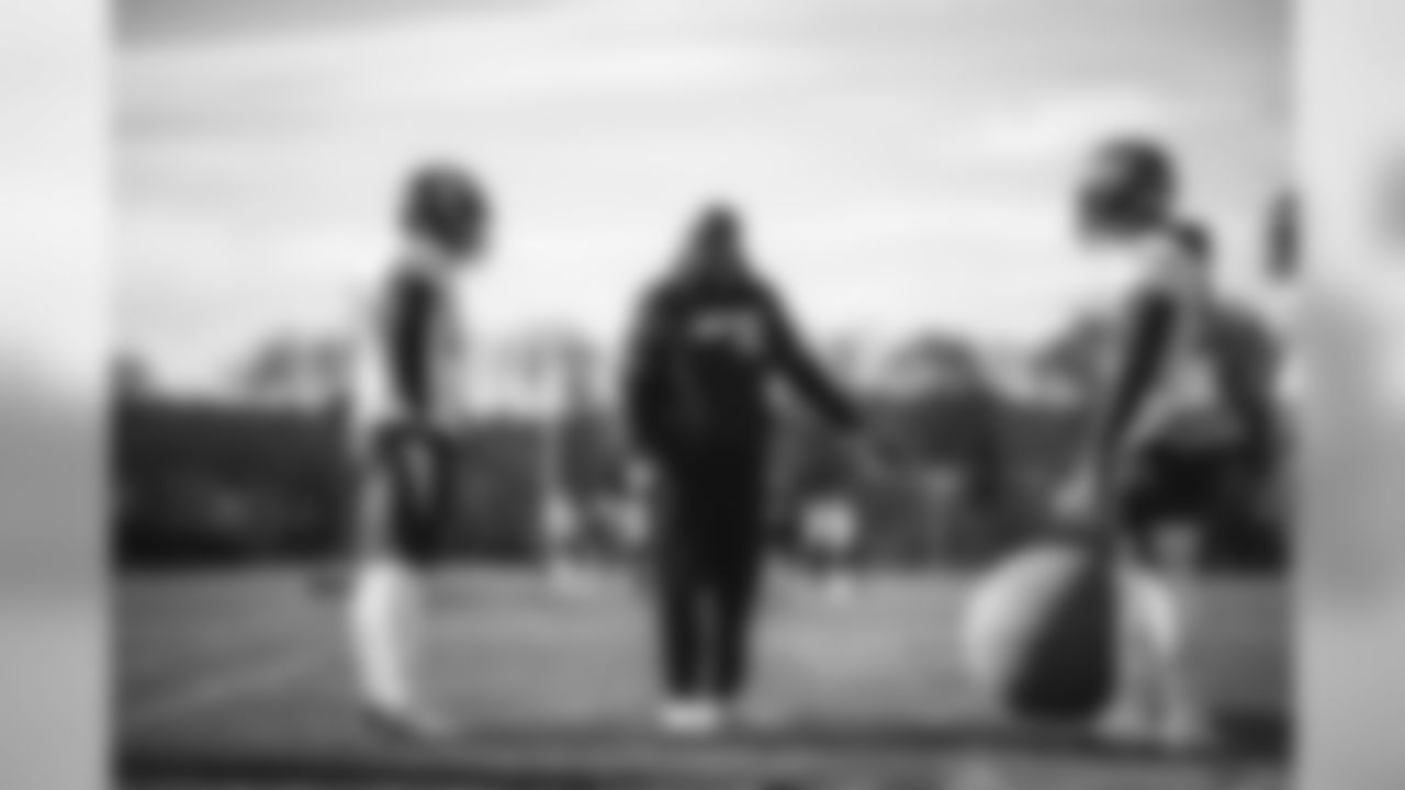E_SNY_0017