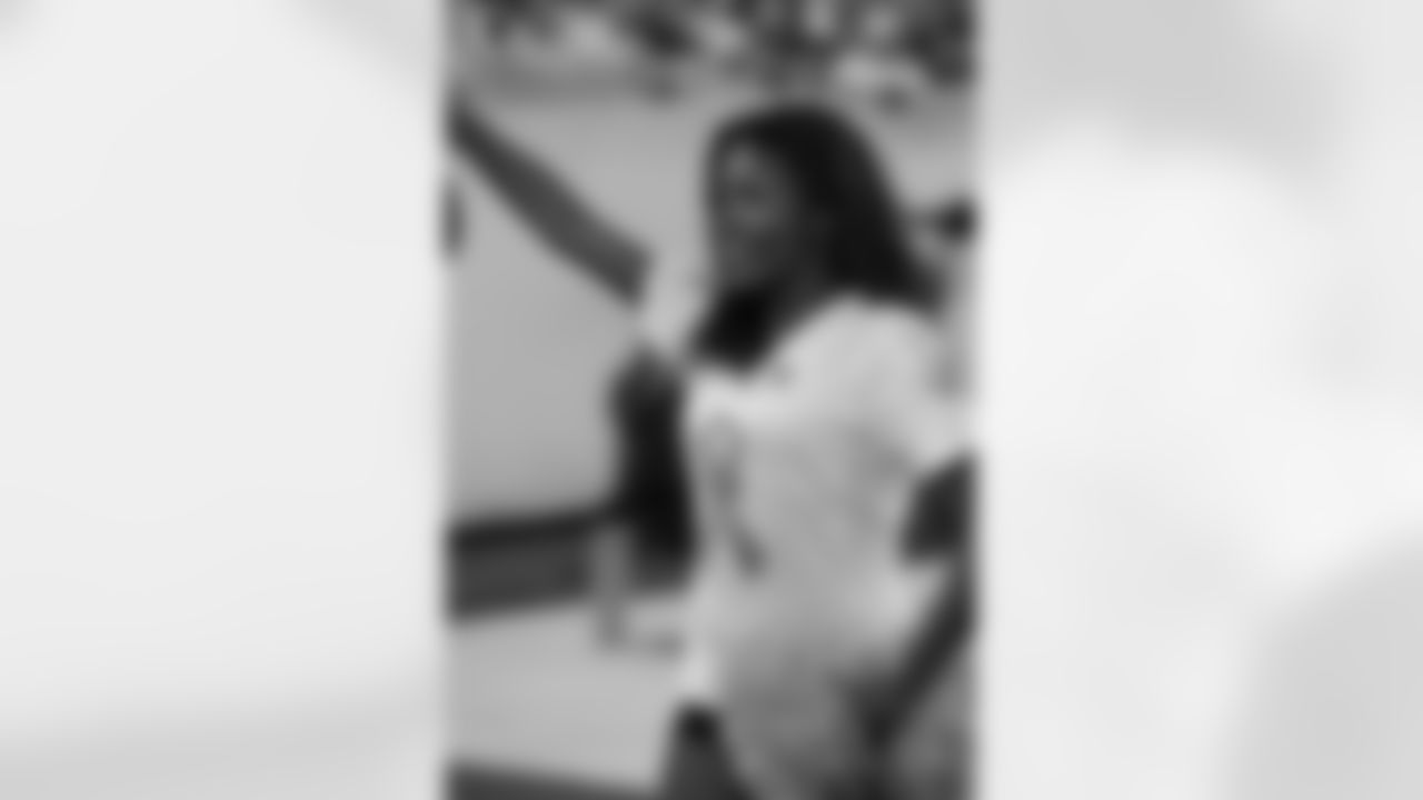 Jasmine G.