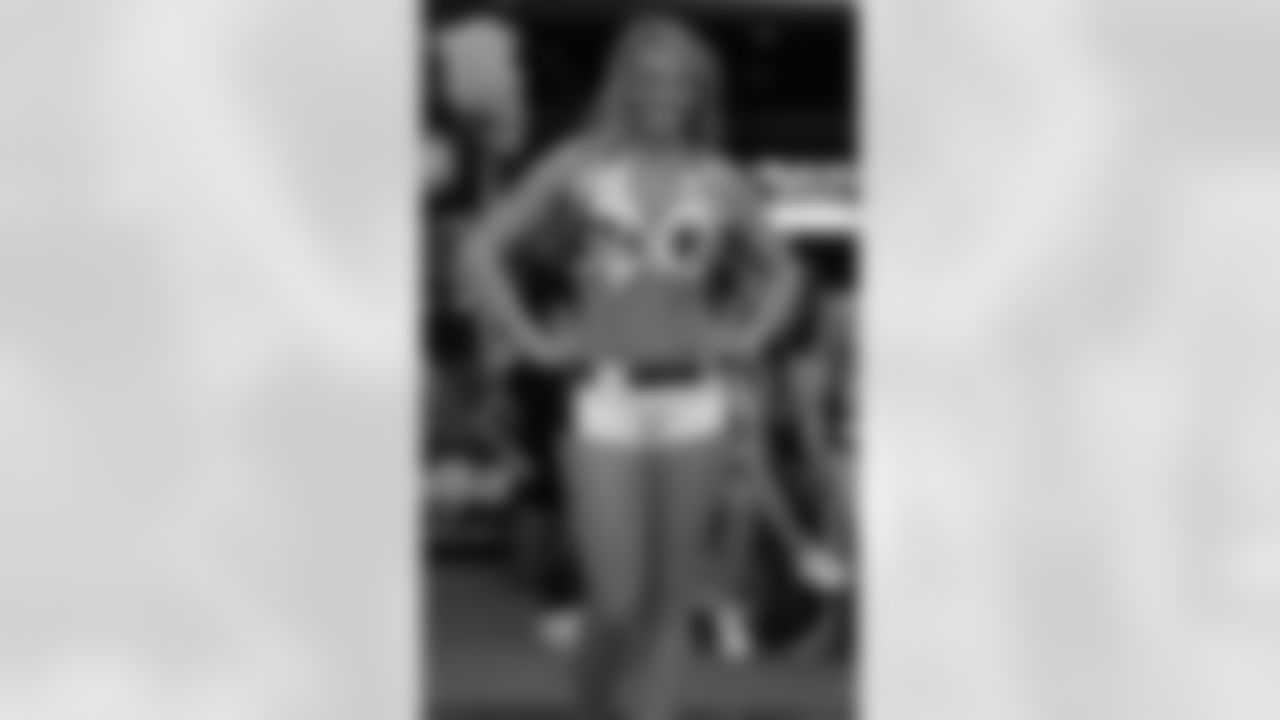 2011 Flight Crew Preliminary Auditions